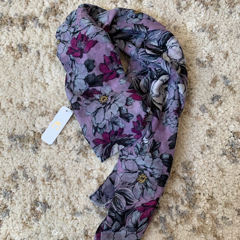 Charming Charlie’s Floral Scarf, NWT